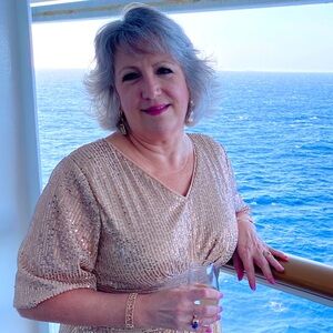 Meet your Posher, Chrissie